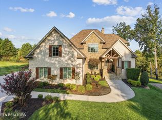 404 Stone Villa Ln, Knoxville, TN 37934