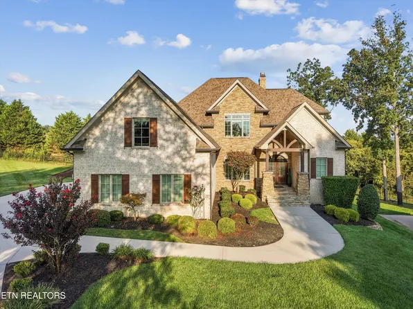 404 Stone Villa Ln, Knoxville, TN 37934