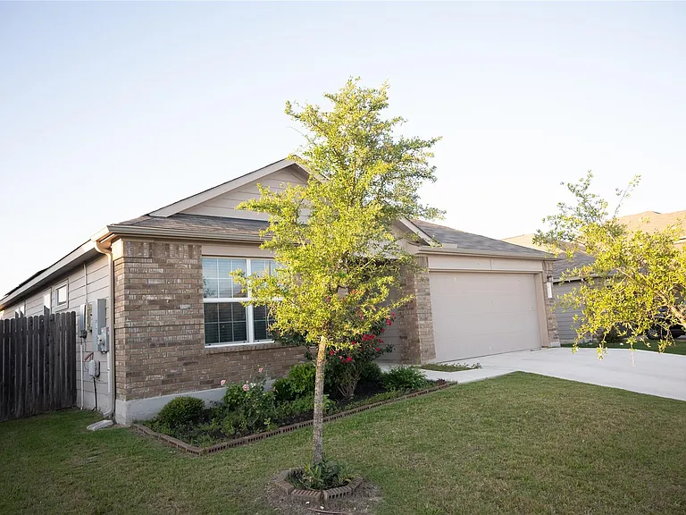 423 Bluejack Way — Photo 4
