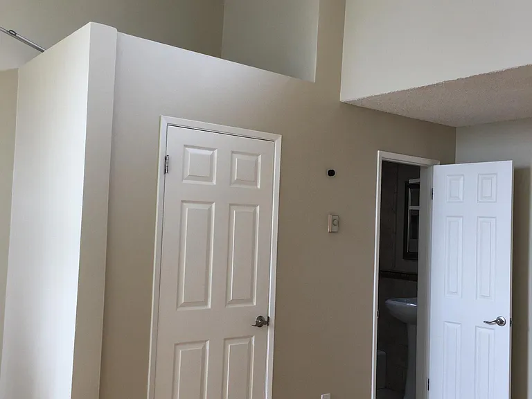 100 Driftwood St #1 — Photo 8