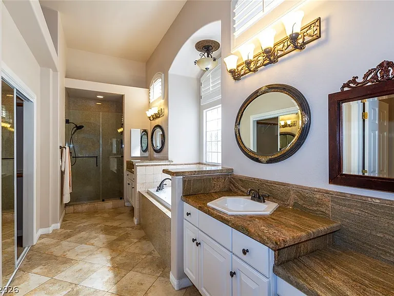 2215 Scarlet Rose Dr — Photo 23