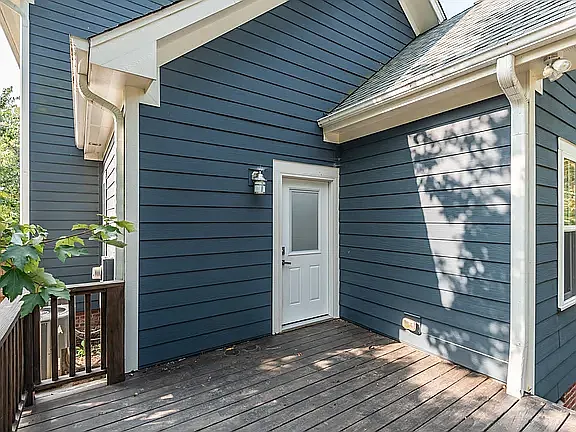 1119 Liberty St — Photo 4