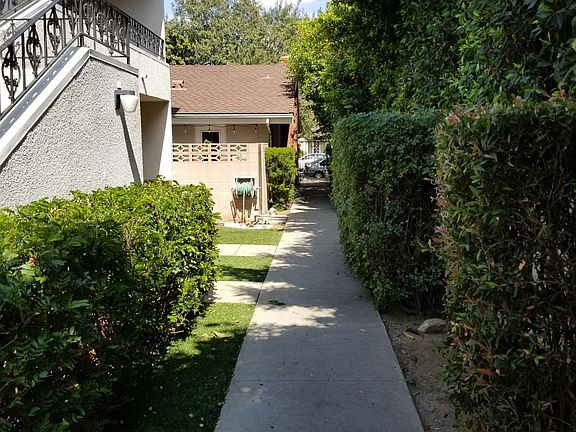 Walkway facing street