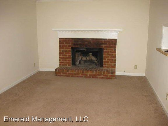 2nd image of 1919 Norcross Chase Cir