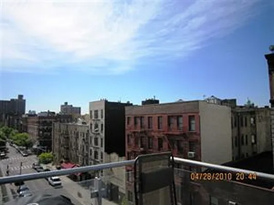 Rented by Douglas Elliman | media 30
