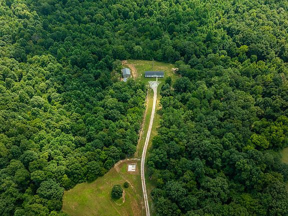 3rd image of 3910 Sand Mountain Rd