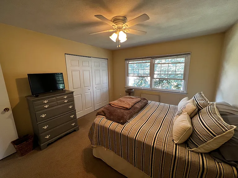 33 Alvarado Avenue — Photo 40