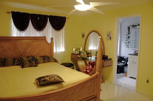 3bedroom 2 bath