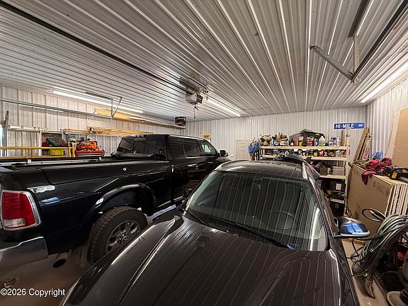 2nd image of 121 Hi Mile Rd