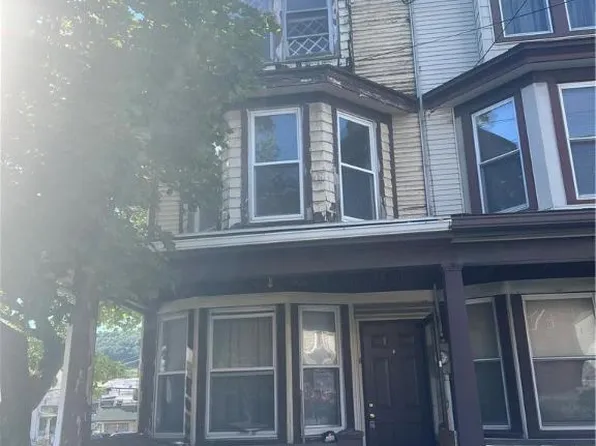 23 W Bertsch St, Lansford, PA 18232