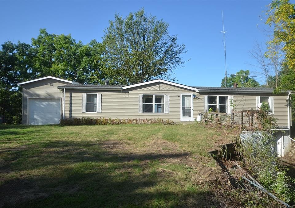 1st image of 1090 375th Street