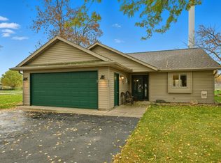 211 E Main St, Milaca, MN 56363