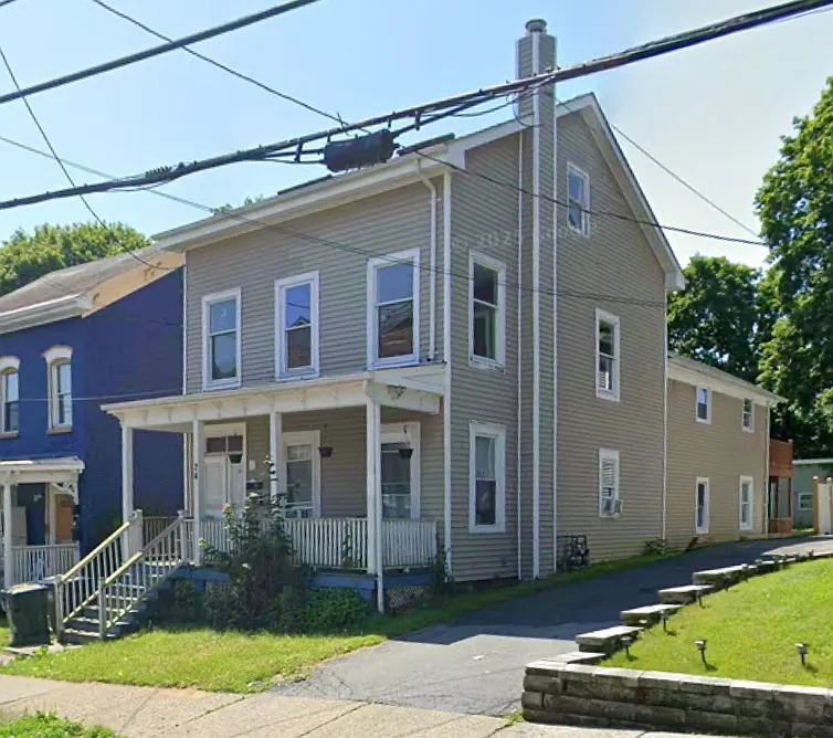 24 High St #2