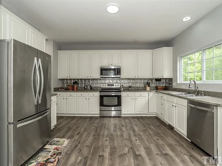 448 Texanna Way — Photo 11