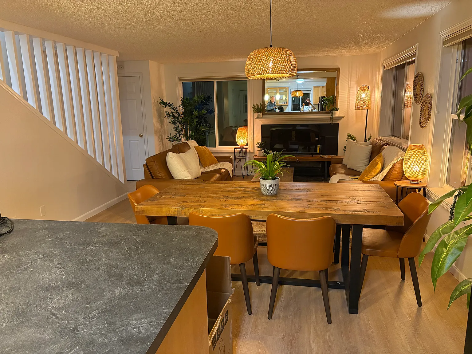 2 bed, 2.5 bath, 1450 sqft, $2,350 — Photo 4