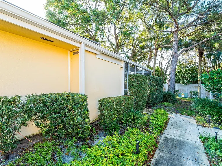 304 Sun Terrace Ct — Photo 25