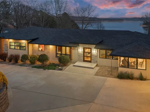 83 Rivercliff Rd, Rogers, AR 72756