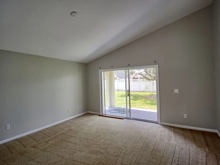 2924 Conner Ln — Photo 3