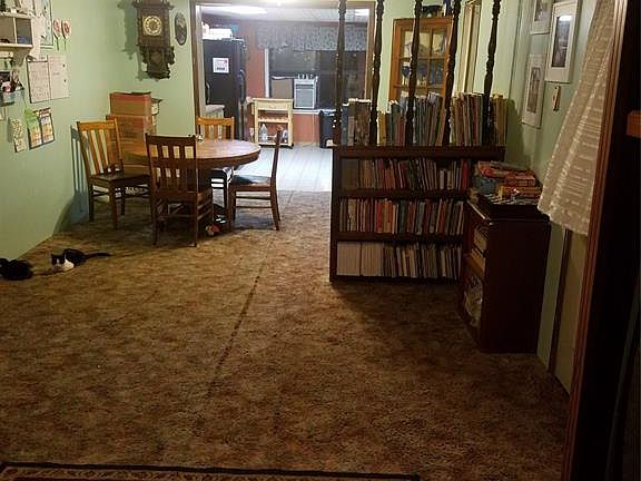 3rd image of 301 W Ashland Ave
