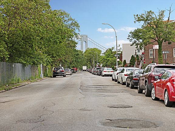 4th image of 1177 Shore Pkwy #1A