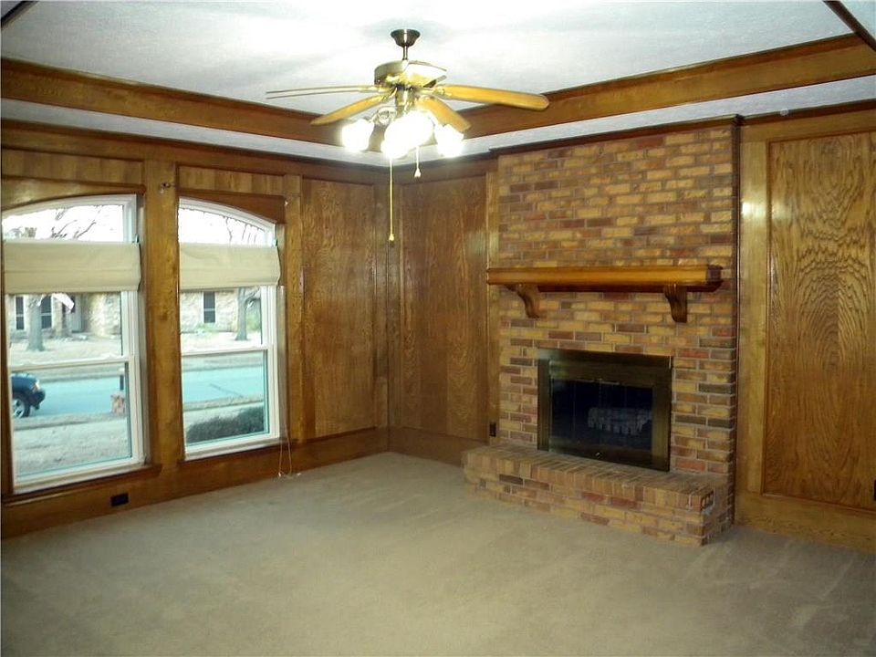 1st image of 108 Windsor Dr