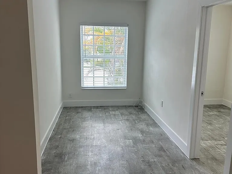 130 Antiquera Ave — Photo 12