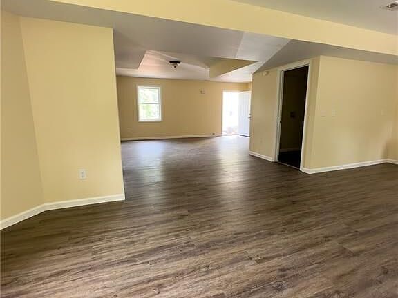5th image of 59 Chamberlain St
