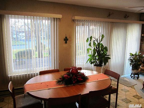 4th image of 708 Gotham Dr