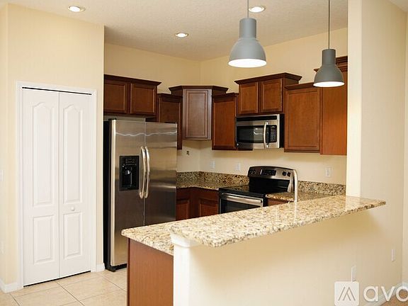 3rd image of 11855 Greengate Dr #11855