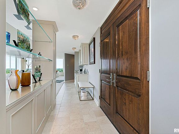 3rd image of 1337 21st Ave #12A