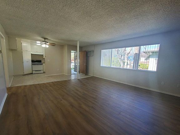 3rd image of 1545 Mentone Ave APT 7