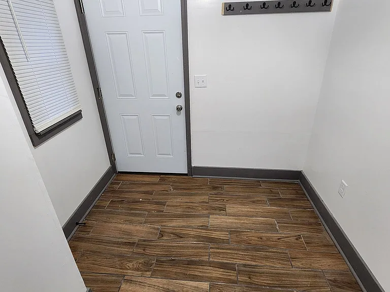 18 Jeanette St — Photo 5