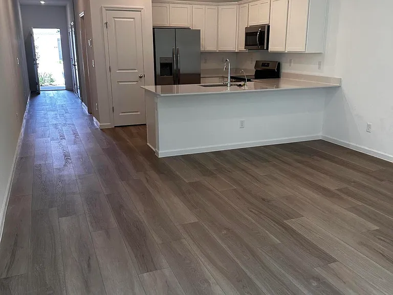 611 Holly Lakes Dr — Photo 7