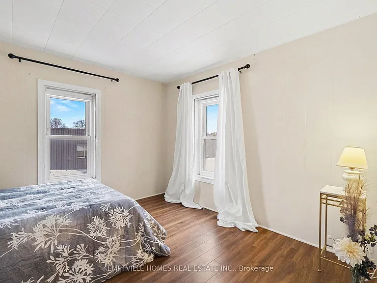 2-803 Saint Lawrence Ct #2 — Photo 10
