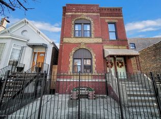 2249 W Taylor St, Chicago, IL 60612