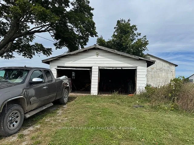 5 bed, $3,500 — Photo 2