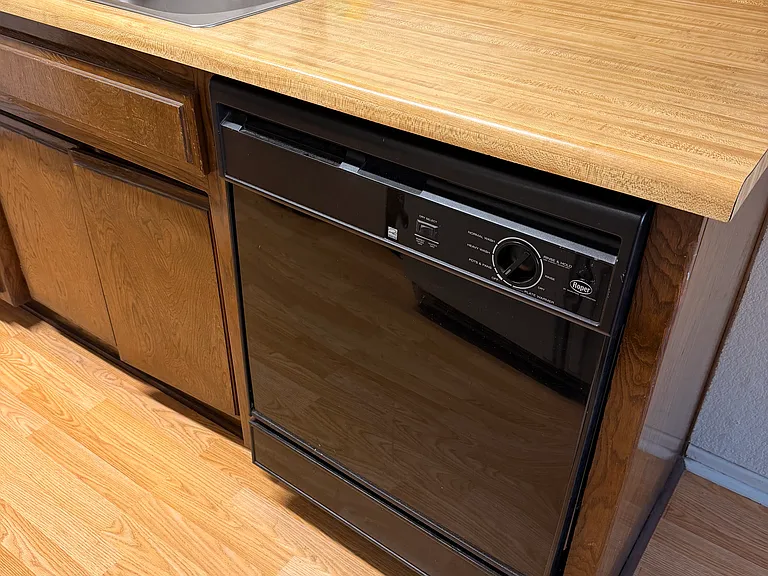 1611 Camden Ave #201 — Photo 3