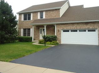408 Thames Dr, Shorewood, IL