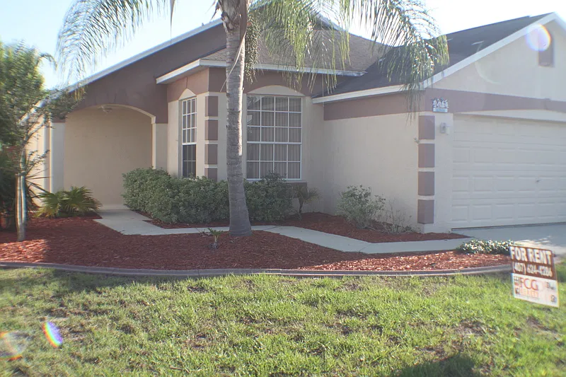 602 Lake Davenport Blvd