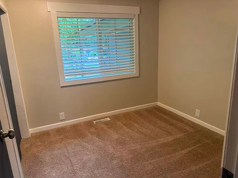 19005 27th Dr SE — Photo 11