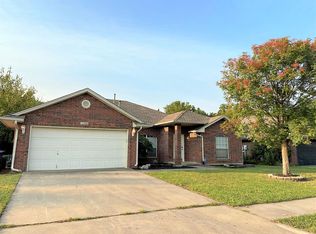 1708 Parkridge Dr, Norman, OK 73071