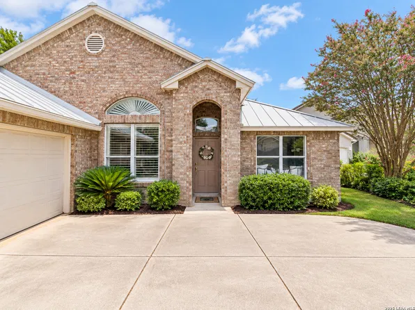 104 OAKWELL FARMS PKWY, San Antonio, TX 78218