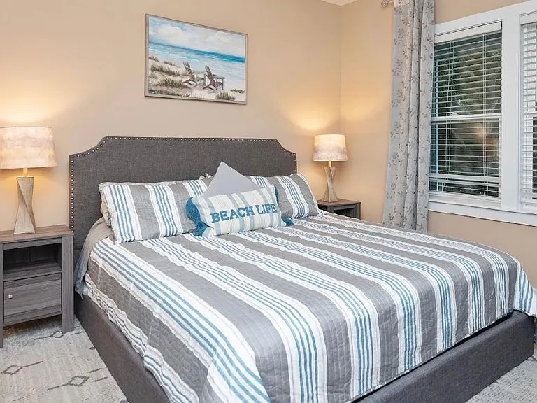 master bedroom with king size bed and memory foam mattress