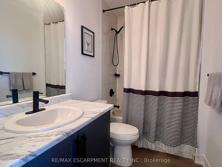 460 Dundas St E #1208 — Photo 11