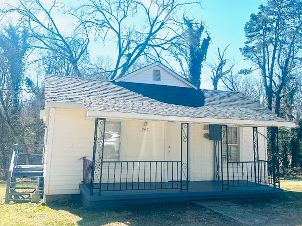 942 Ferndale Ave, Winston Salem, NC 27107