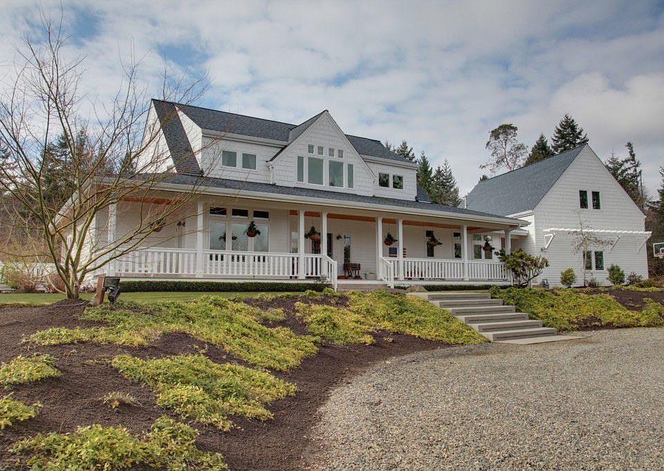 1st image of 3122 Wollochet Dr NW