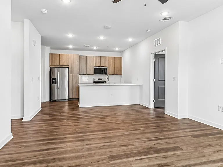 Velara Luxury Apartments — Photo 59