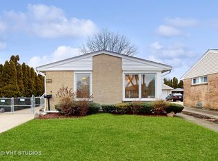 8649 N Oleander Ave, Niles, IL 60714