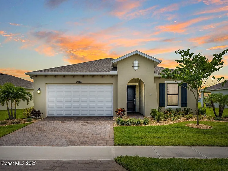 2323 Great Belt Cir — Photo 2