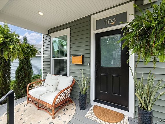 4th image of 1104 N 32nd St